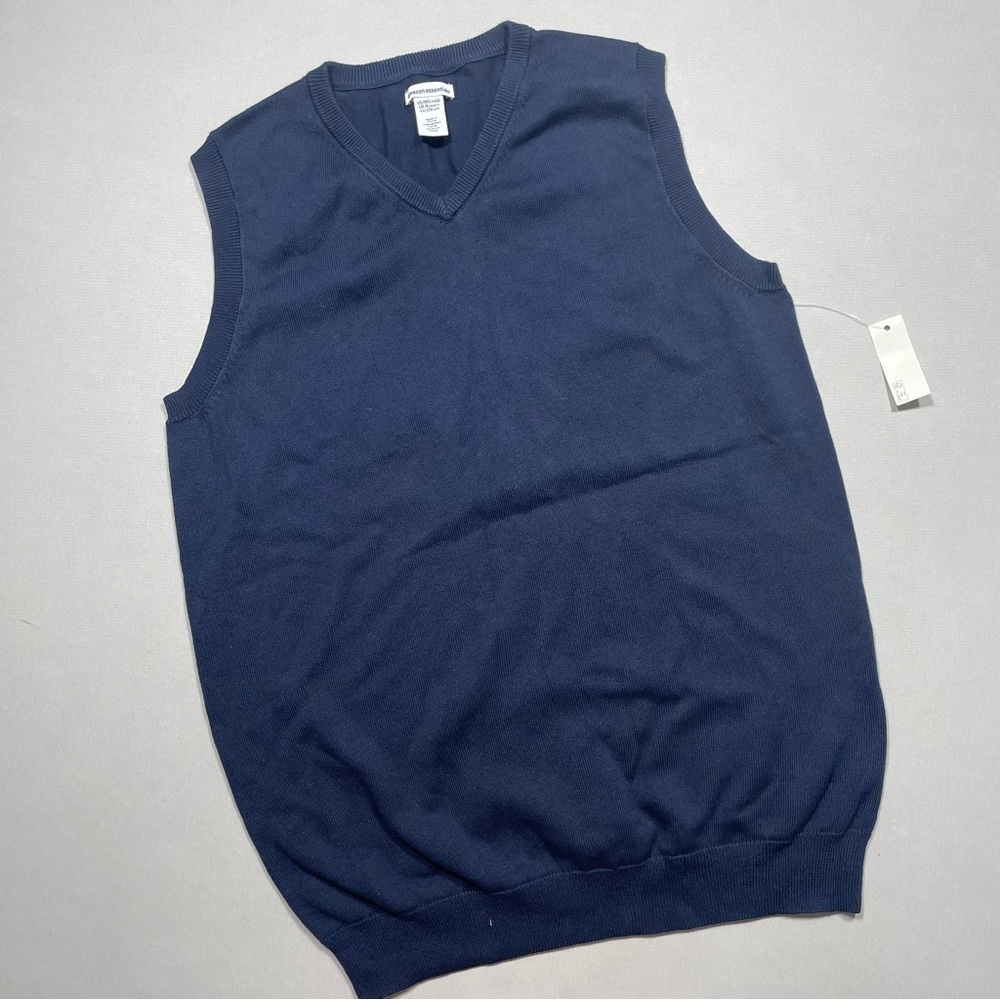 NWT Boys Amazon Basics size 8 vest